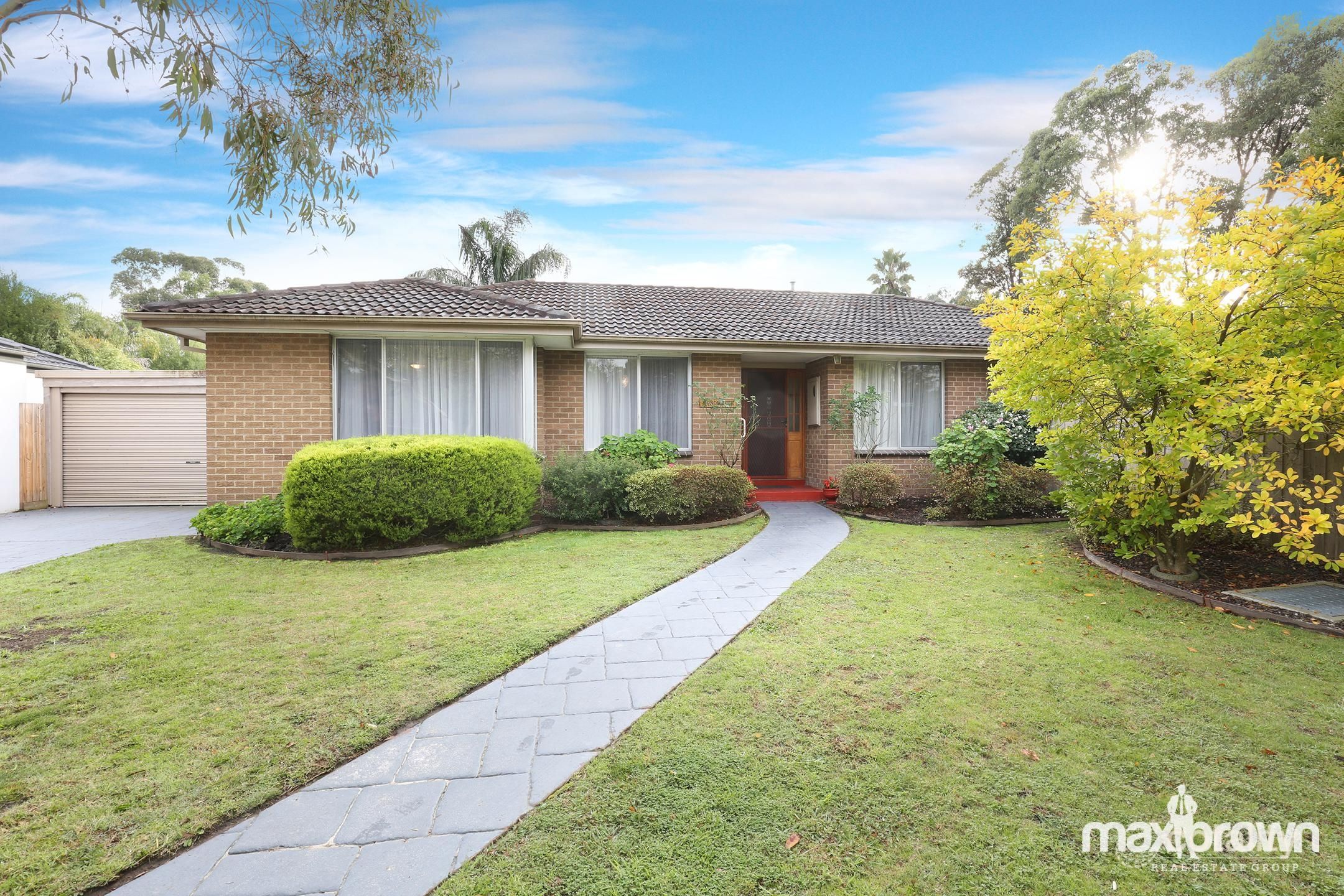 16 Bungalook Rd E, Bayswater North, VIC 3153