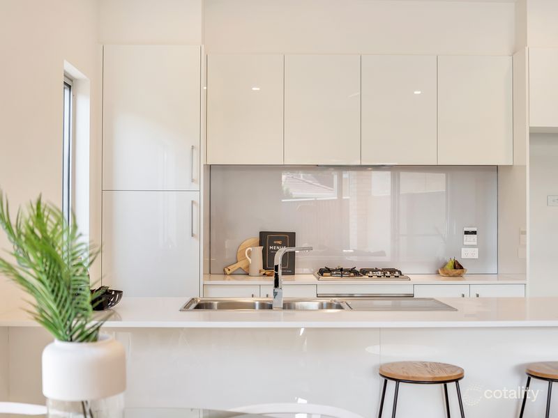 9a Greenock Dr, Sturt, SA 5047