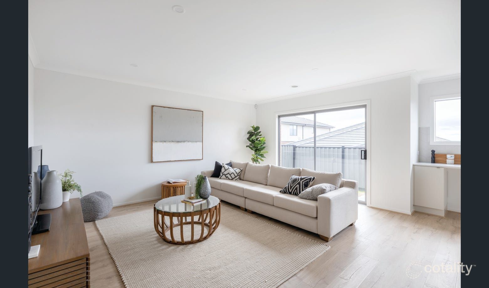 8 Lyric Dr, Mambourin, VIC 3024