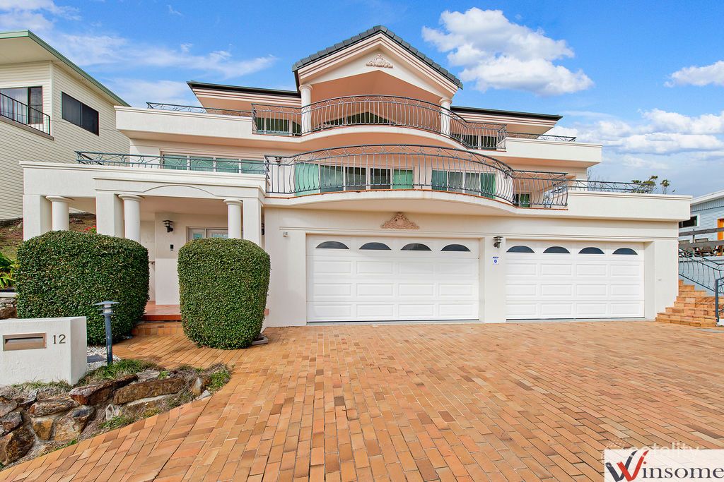 12 Dulconghi St, Crescent Head, NSW 2440