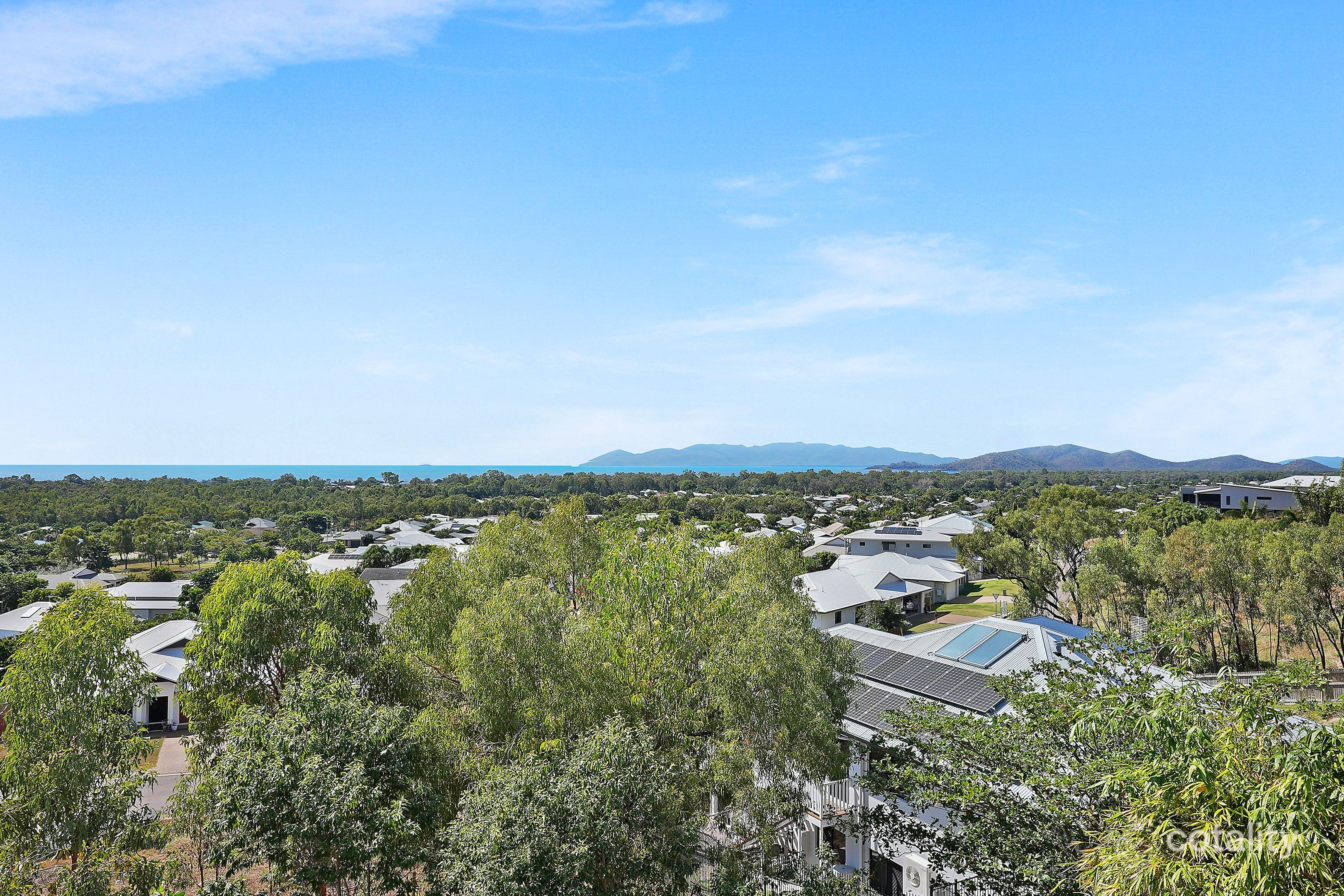 18 Cashell Cres, Bushland Beach, QLD 4818