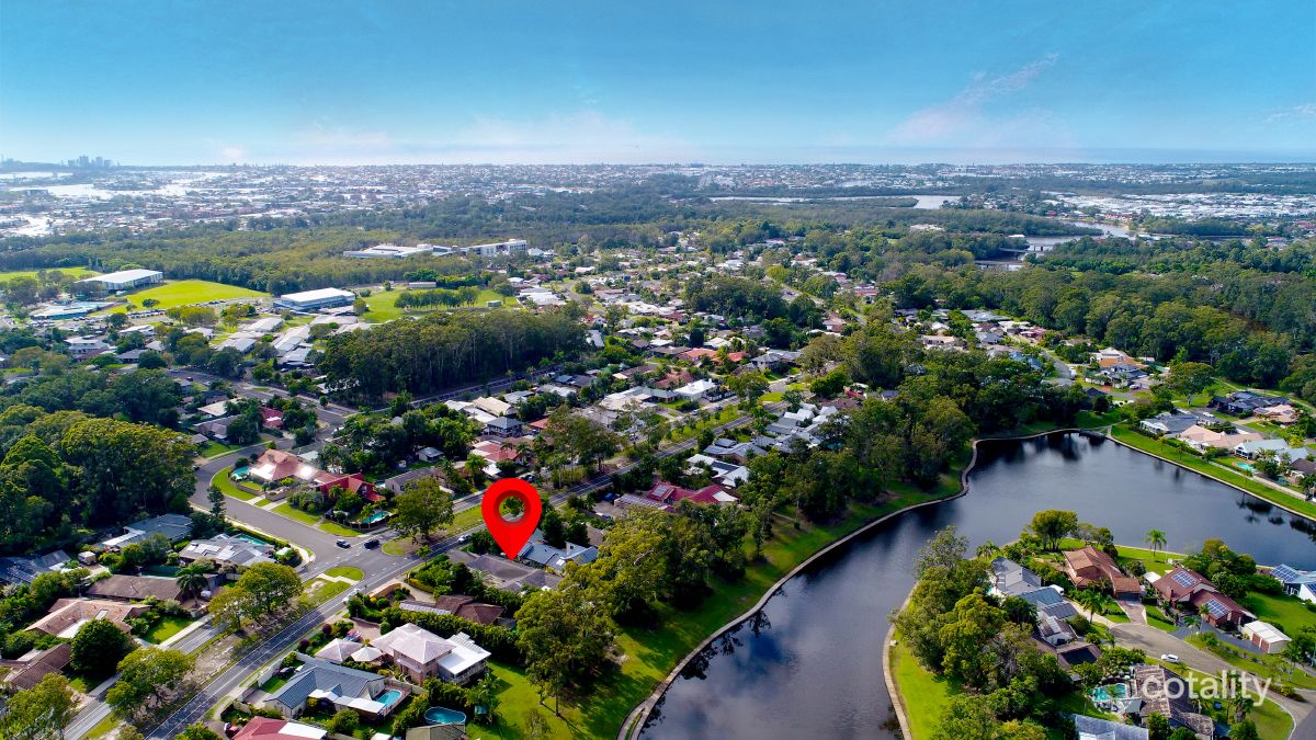 79 Karawatha Dr, Mountain Creek, QLD 4557