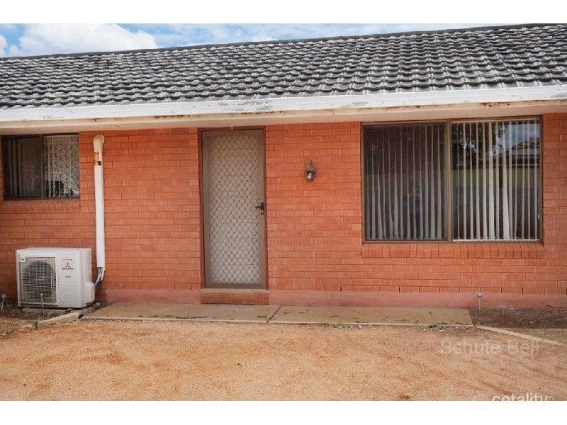 2/187 Algalah St, Narromine, NSW 2821