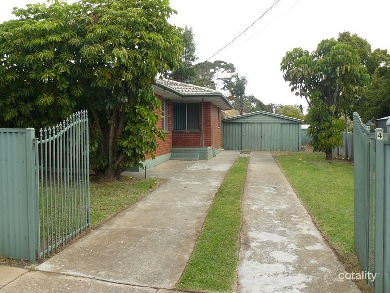 4 Jason St, Christie Downs, SA 5164