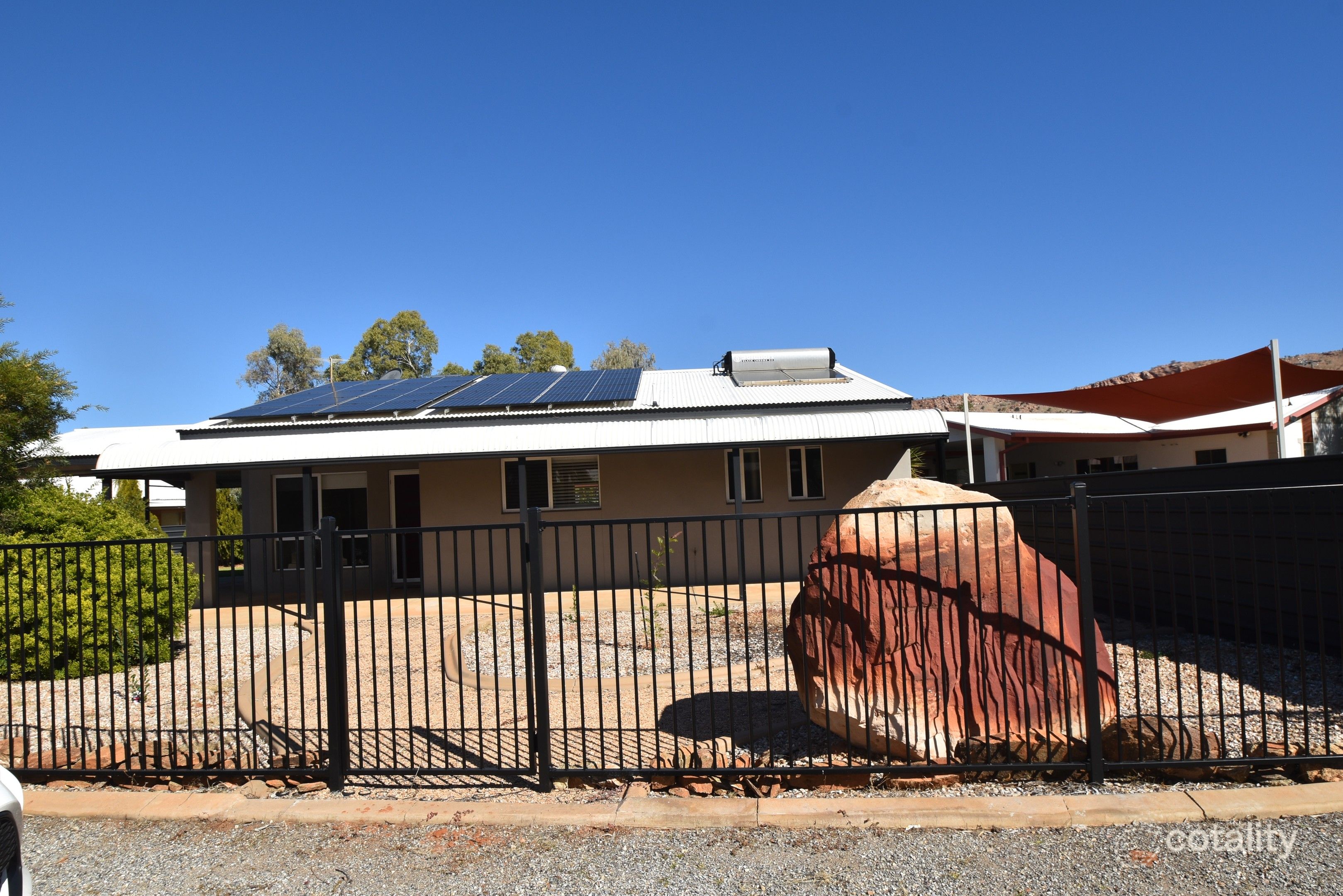 13 Bowman Cl, Araluen, NT 0870