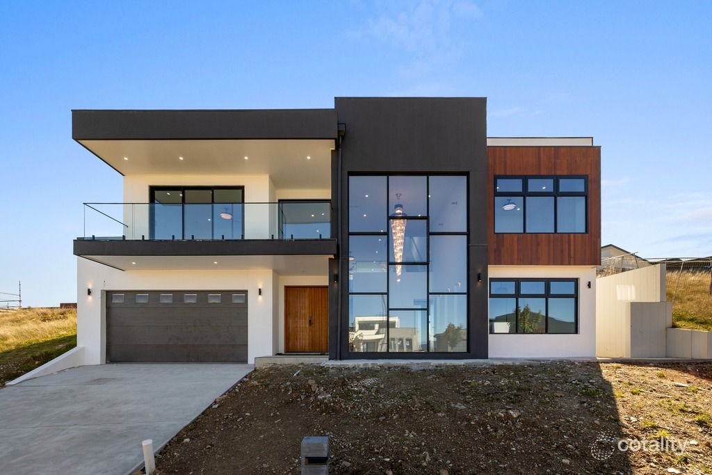 13 Holgar Cres, Taylor, ACT 2913