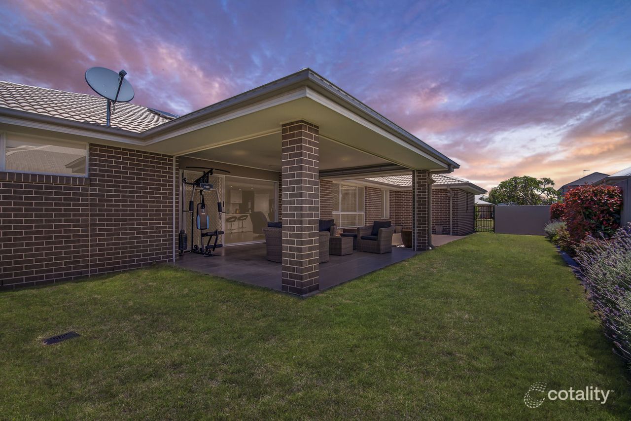 41 Nursery Dr, Middle Ridge, QLD 4350