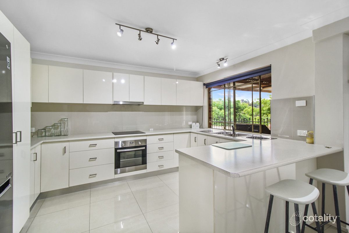 56 Natan Pl, Cordeaux Heights, NSW 2526