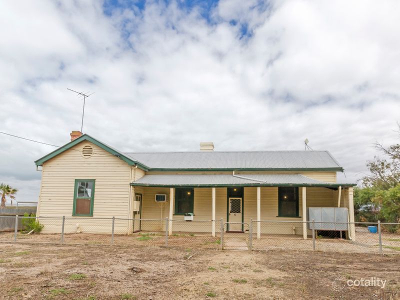 2 Railway Res, Port Wakefield, SA 5550