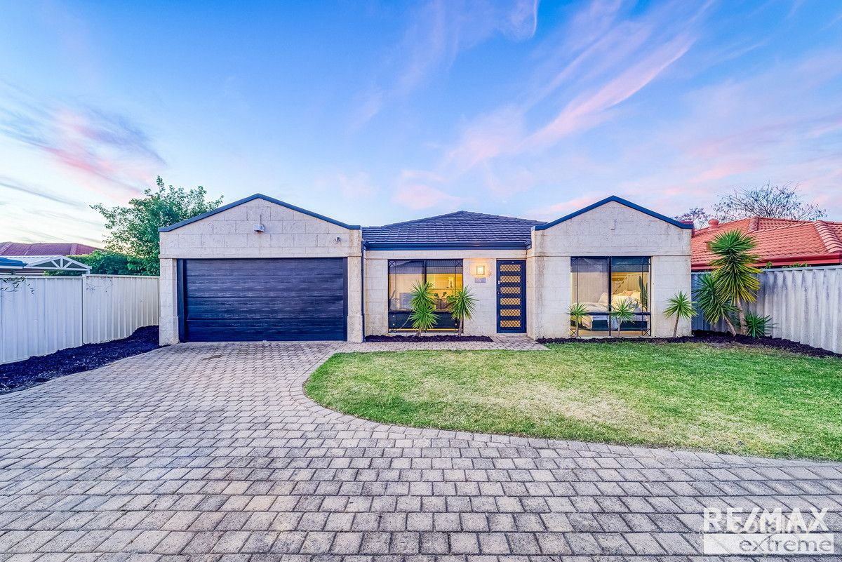 18 Ursuline Vsta, Queens Park, WA 6107