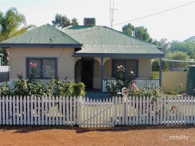 2 Esperance St, Northam, WA 6401