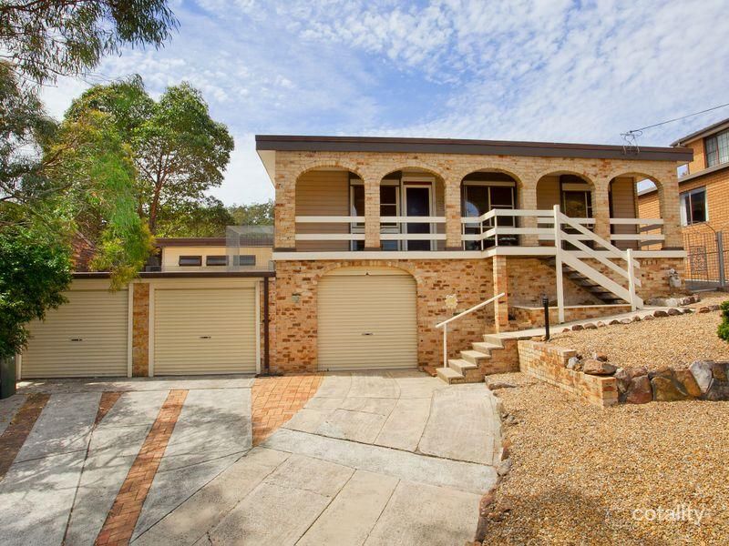 17 Compton St, Dapto, NSW 2530