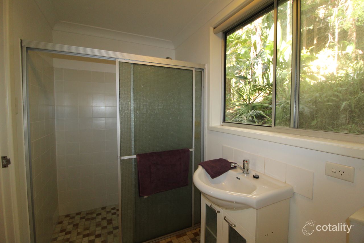 8 Crystal Ave, Pearl Beach, NSW 2256