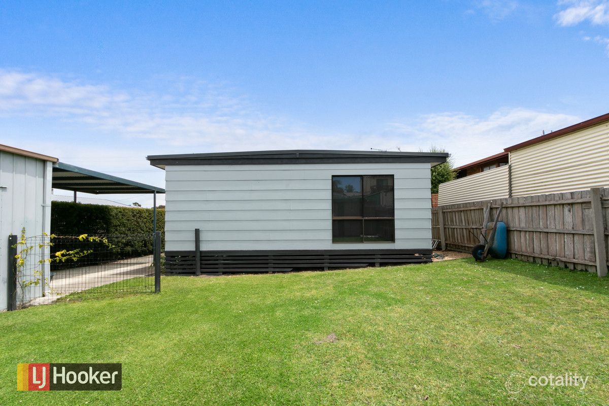 18 Panoramic Dr, Lakes Entrance, VIC 3909