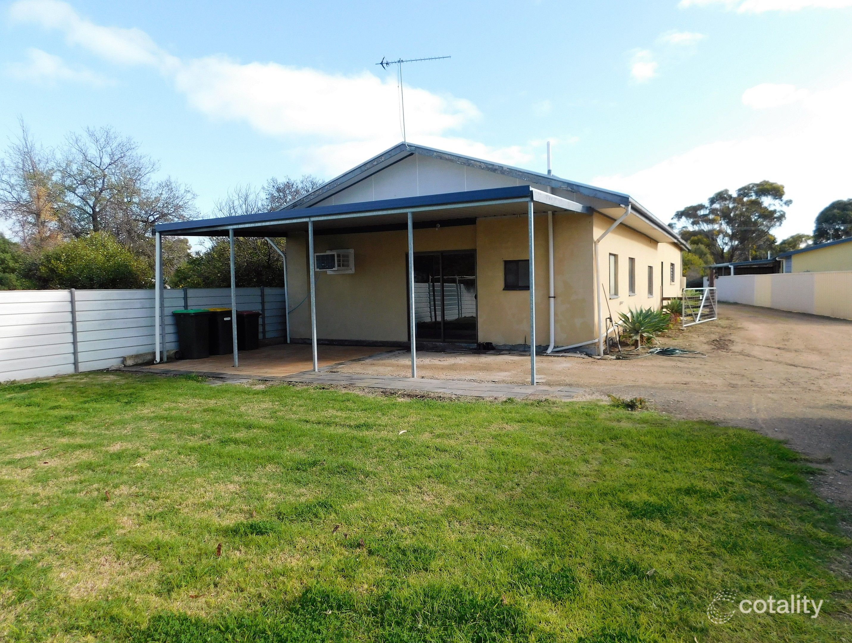 4 Davis Ave, Keith, SA 5267