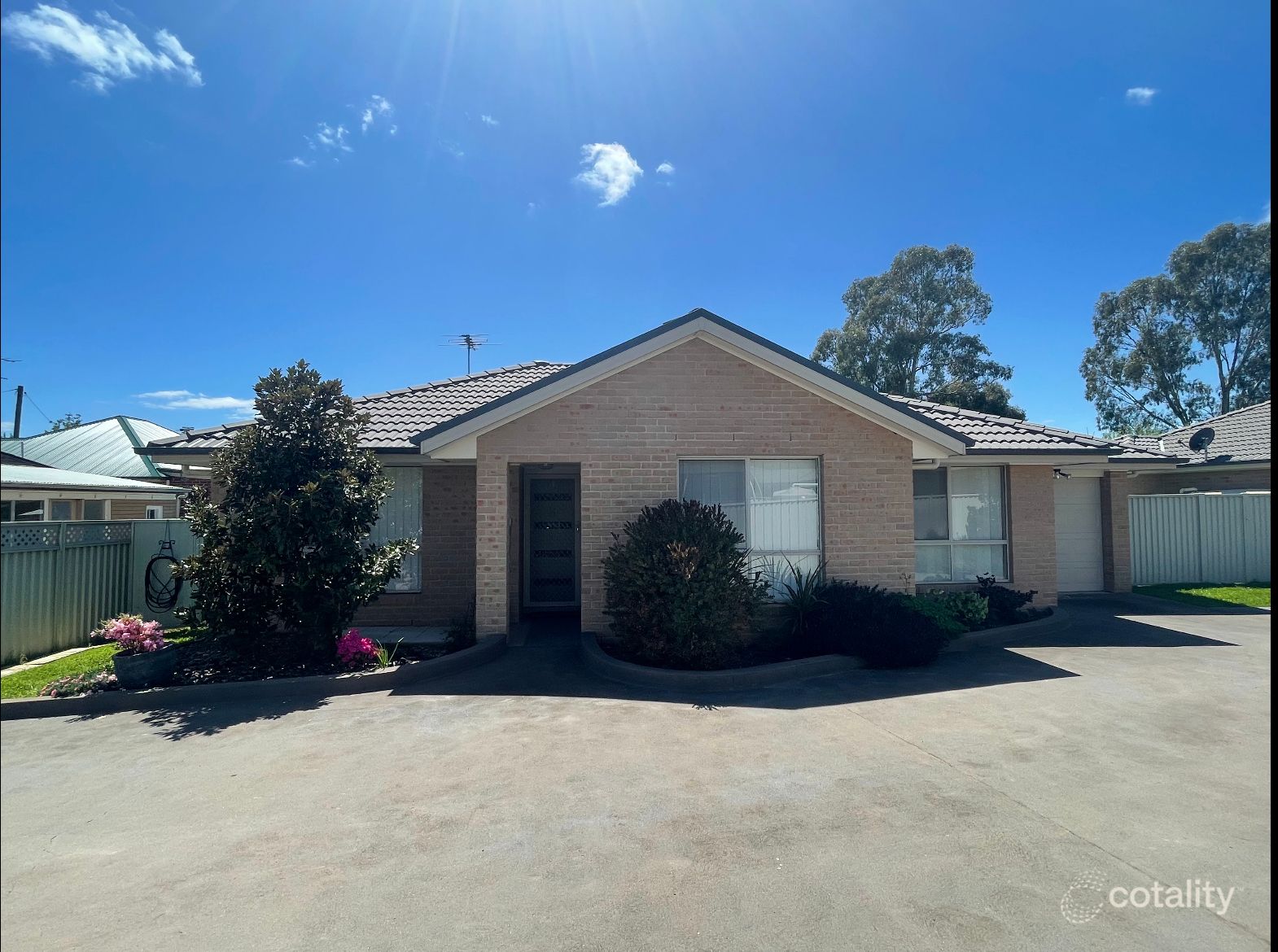 24b Binalong St, Young, NSW 2594