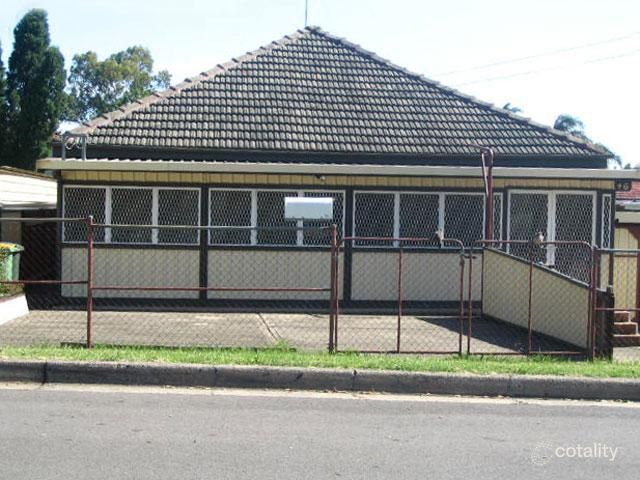 46 Robertson St, Guildford West, NSW 2161