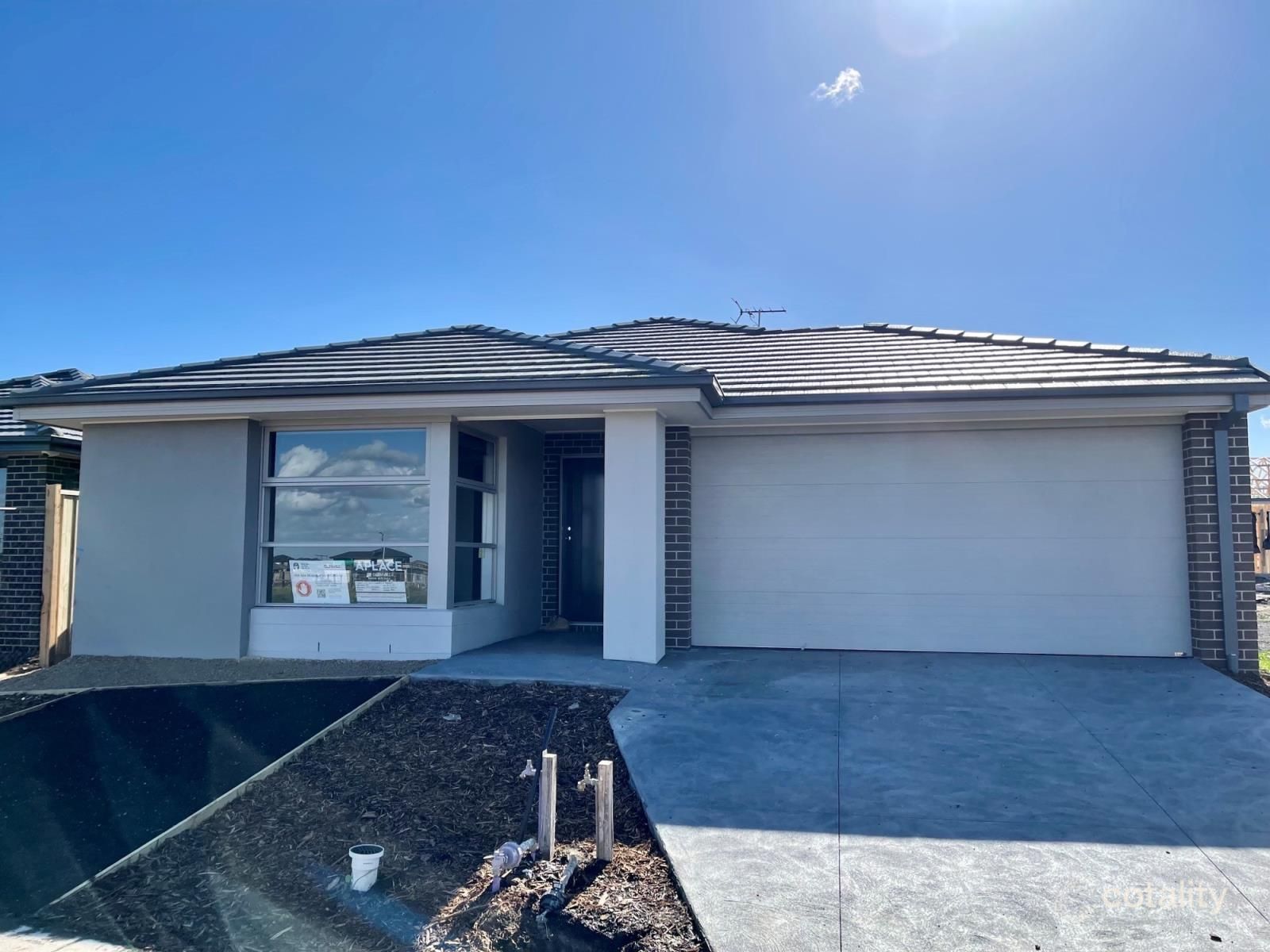 22 Corandirk St, Mambourin, VIC 3024