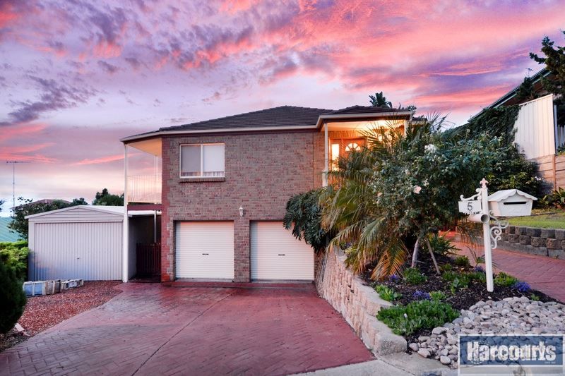 5 Gannet Ct, Hallett Cove, SA 5158