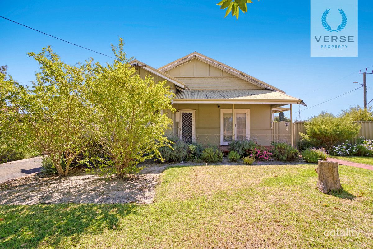 228 George St, Queens Park, WA 6107