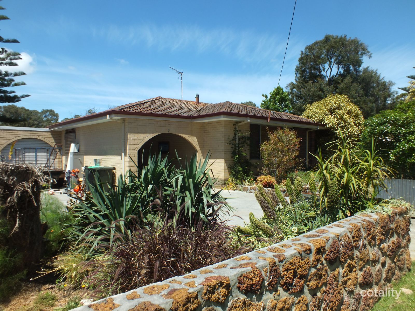 7 Bramwell Rd, Robinson, WA 6330