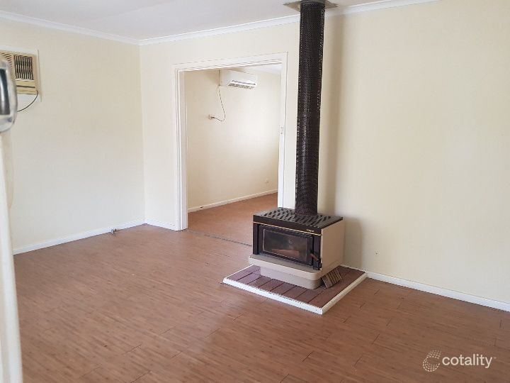 6 Clark Pl, Eneabba, WA 6518