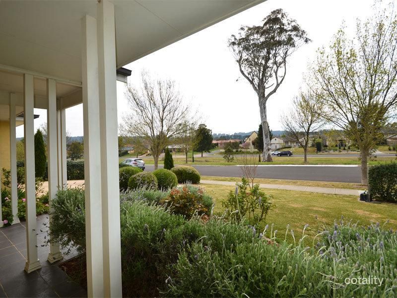 51 Kingsbury Cct, Bowral, NSW 2576