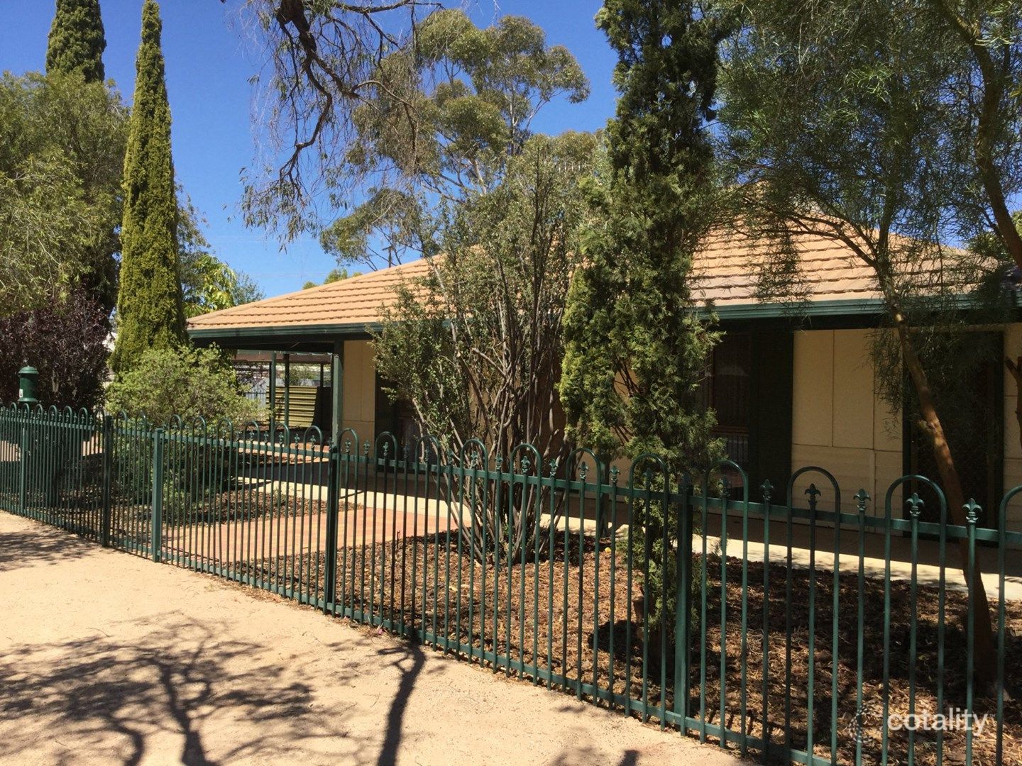 14 Gilbert St, Berri, SA 5343