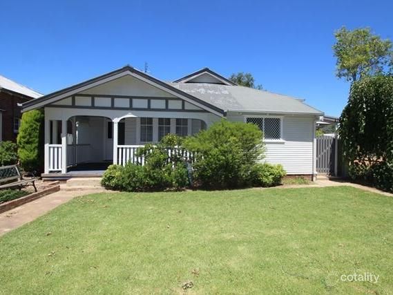 32 Cooper St, Cootamundra, NSW 2590