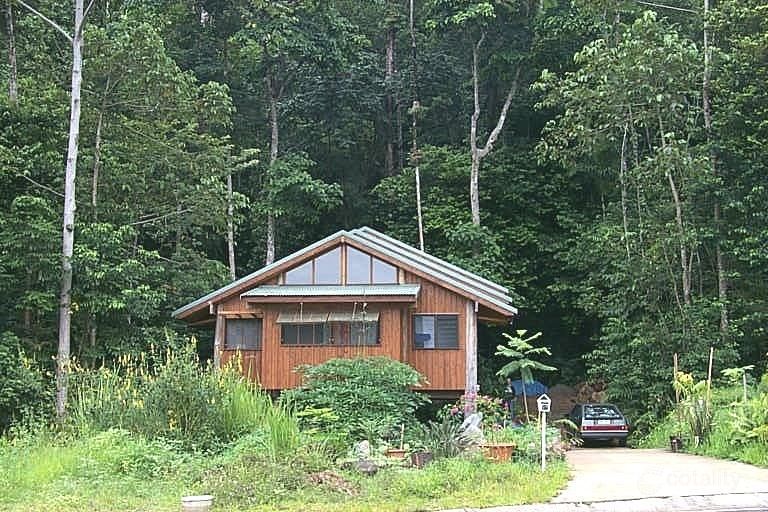 57 Junction St, Edge Hill, QLD 4870