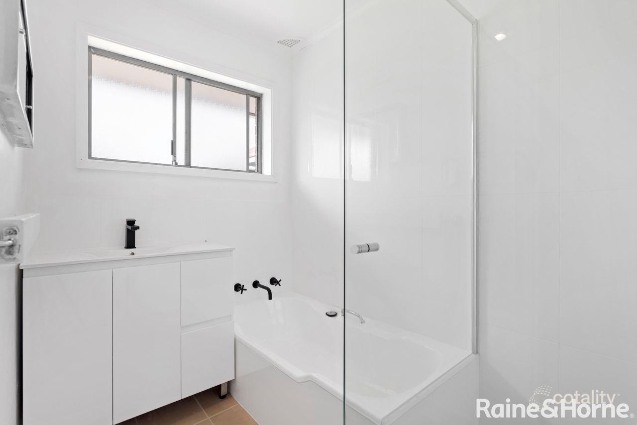 13 Pearson St, Narara, NSW 2250