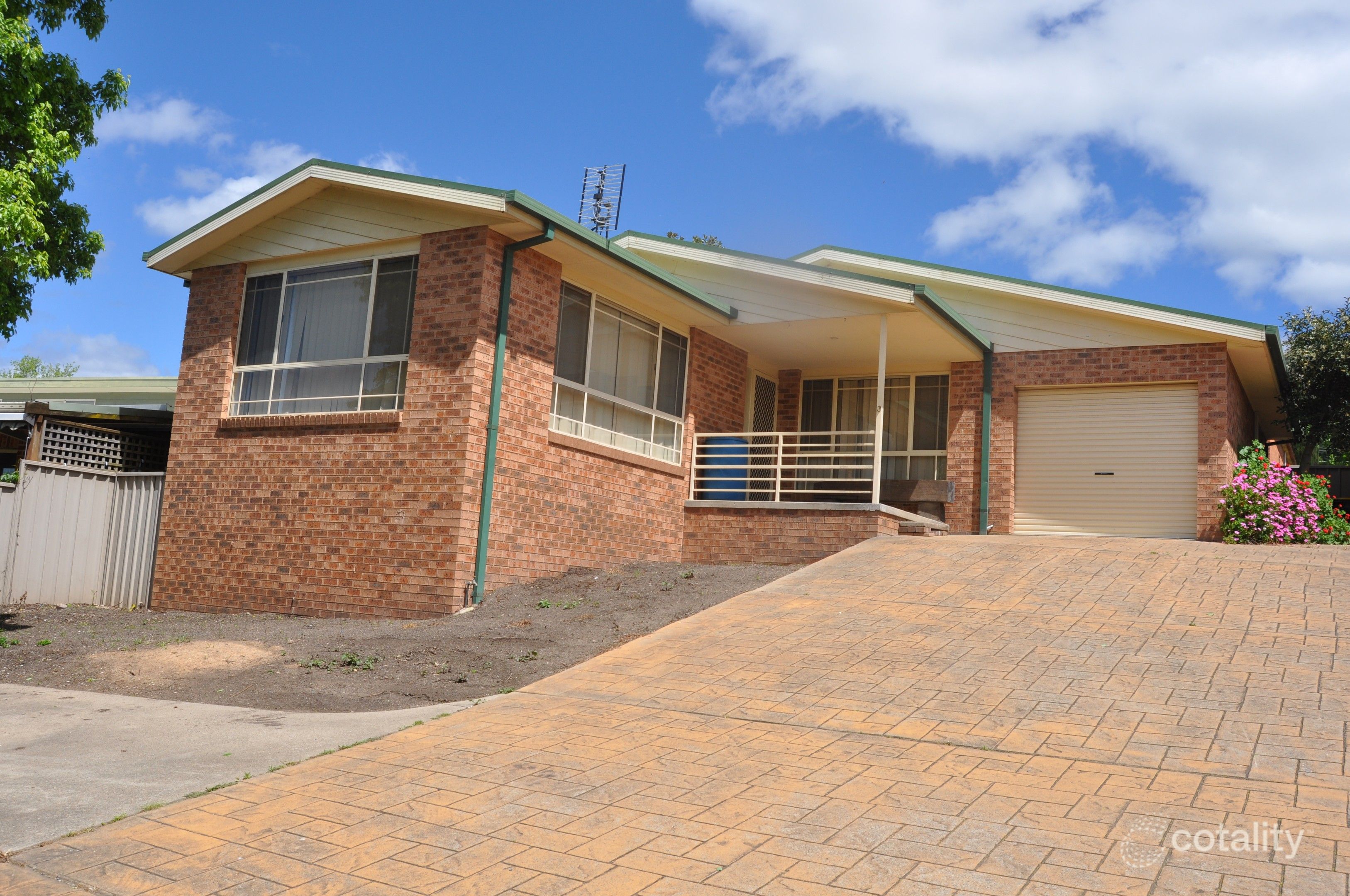 3/7 Kirk Ave, Tumut, NSW 2720