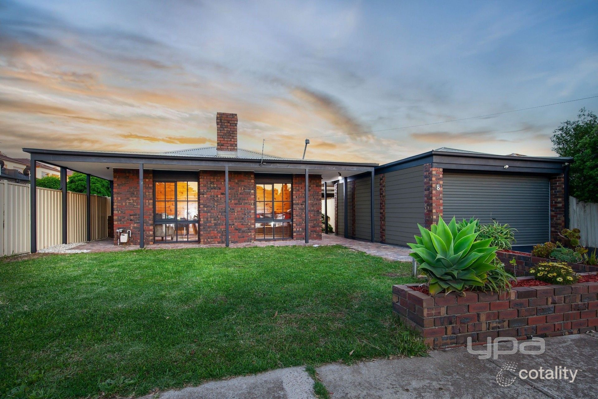 1/8 Montrose Ct, Sydenham, VIC 3037