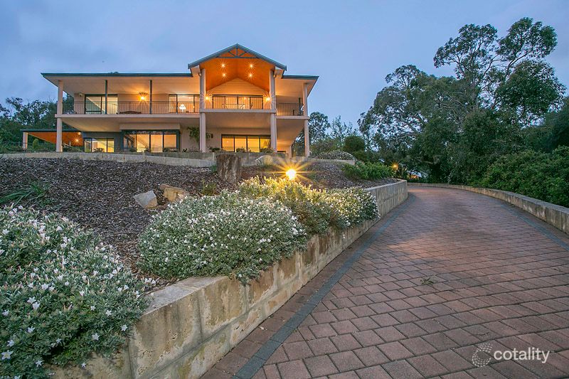 51 Lenori Rd, Gooseberry Hill, WA 6076