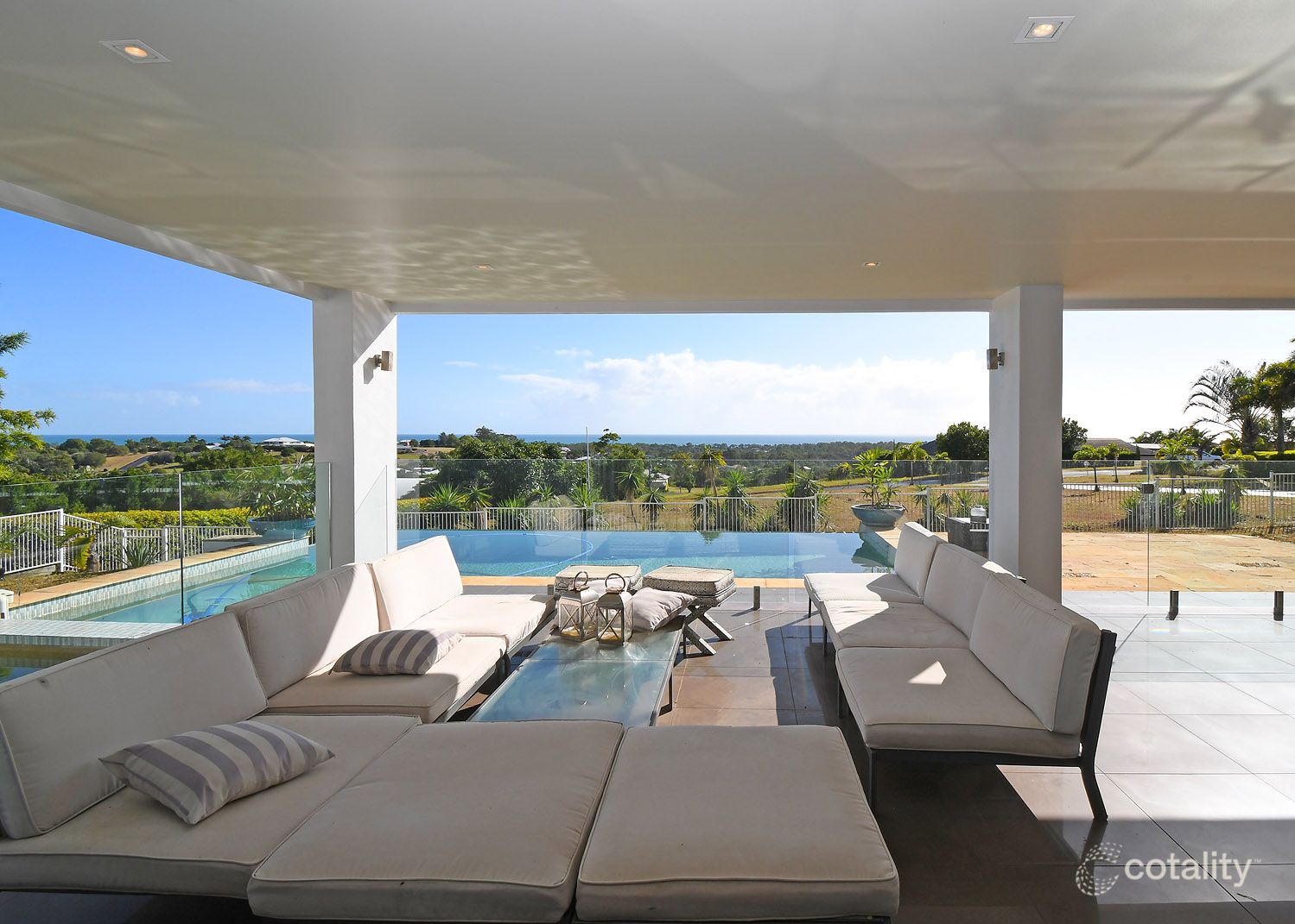 16-18 Manchester Ct, Dundowran, QLD 4655