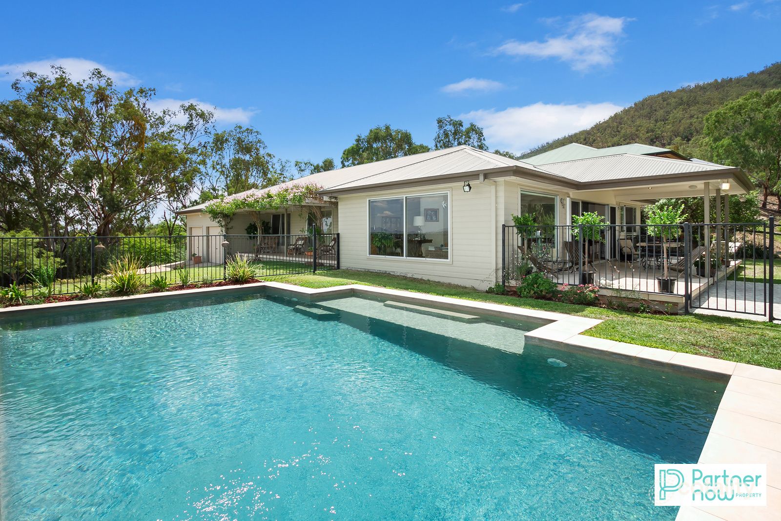 9 Heffernan Tce, East Tamworth, NSW 2340