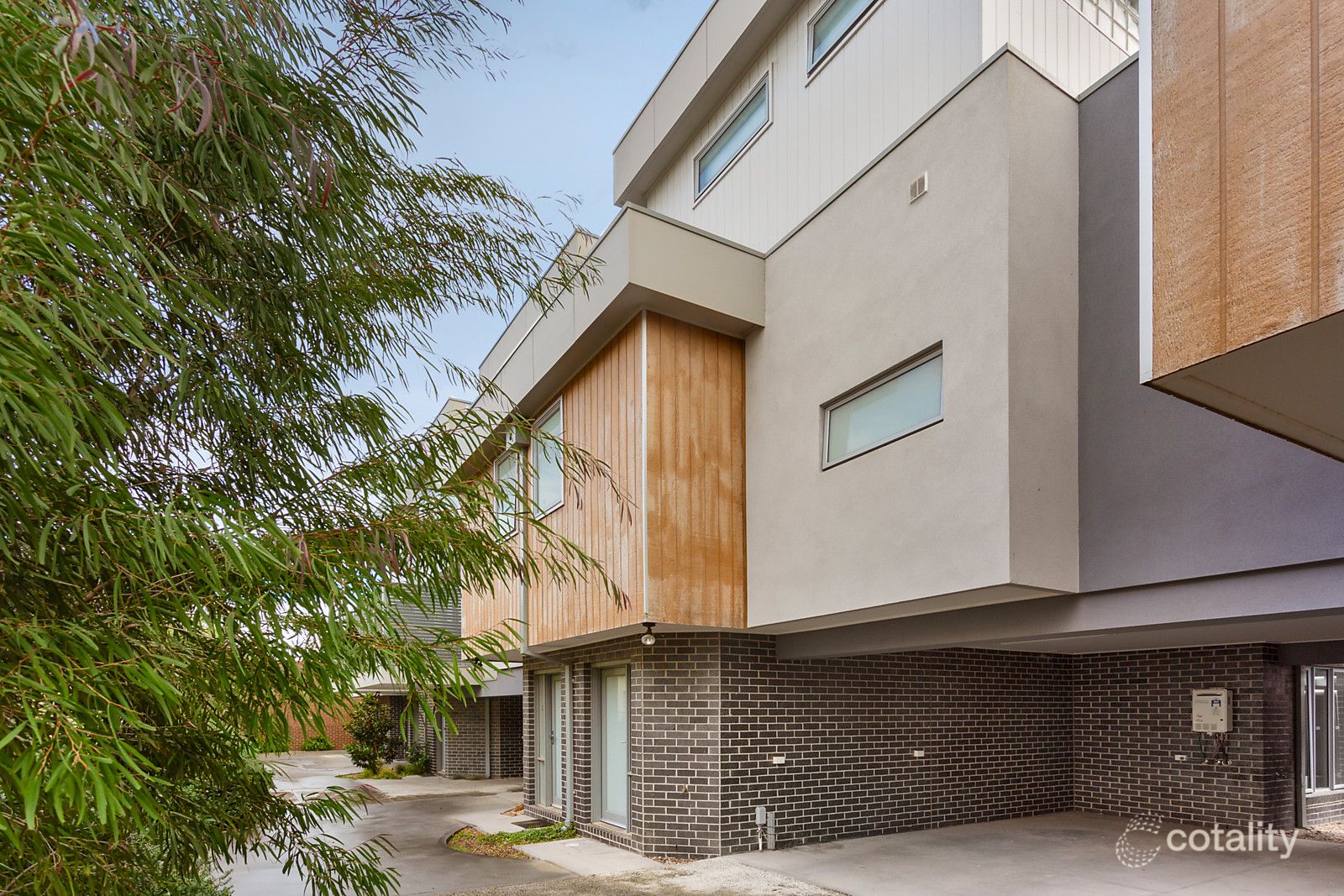 2/27 Dudley St, Essendon North, VIC 3041