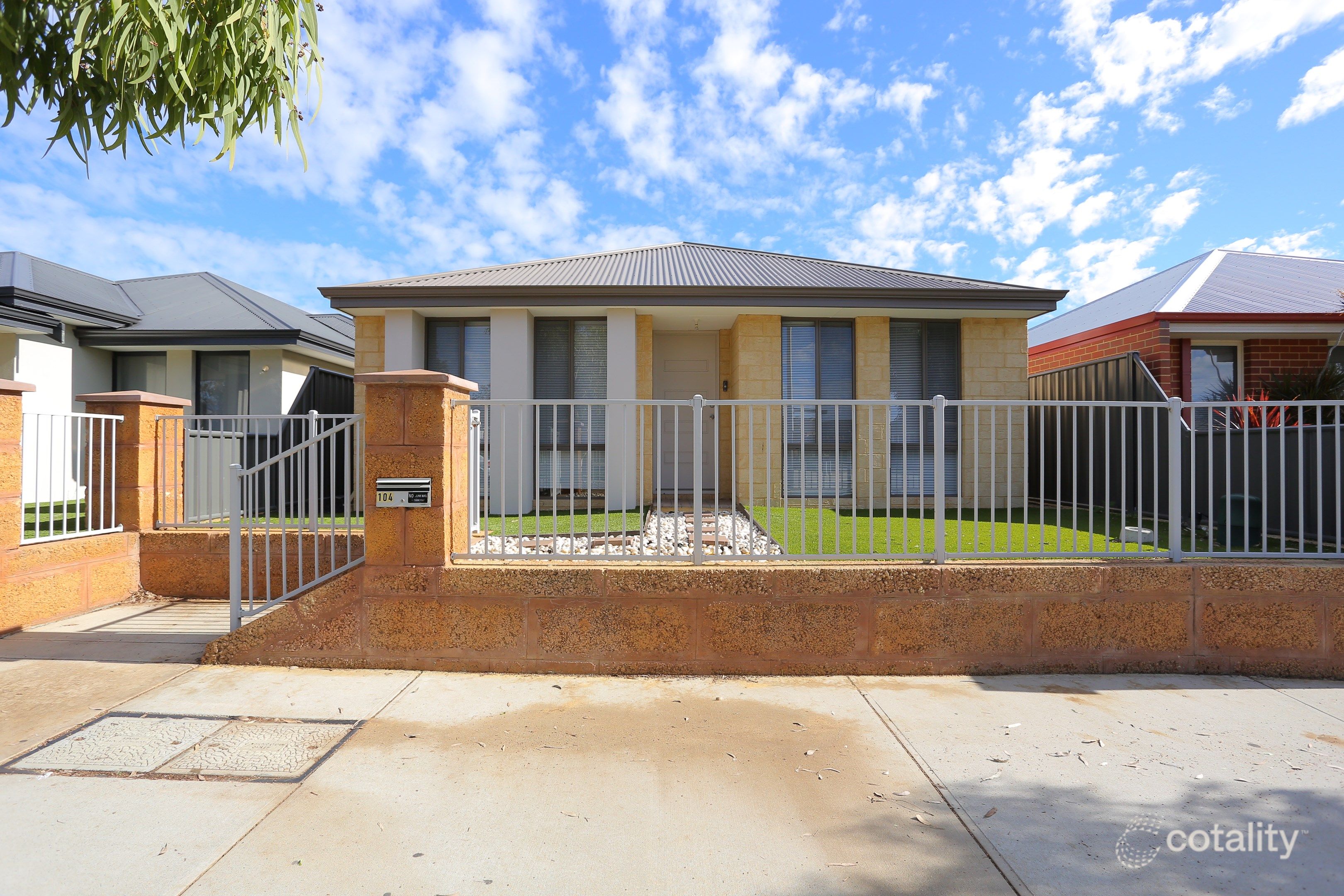 104 Joseph Banks Bvd, Banksia Grove, WA 6031