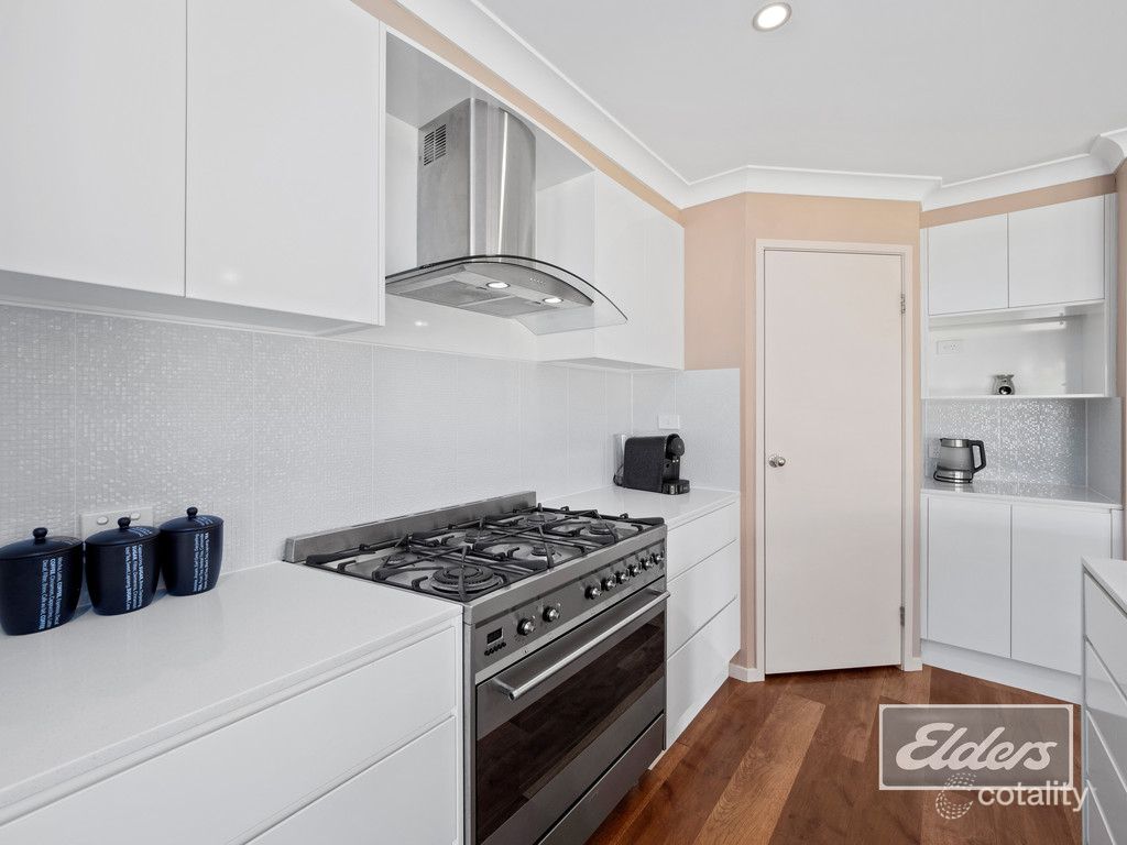 6 Honeysuckle Ct, Flagstone, QLD 4280