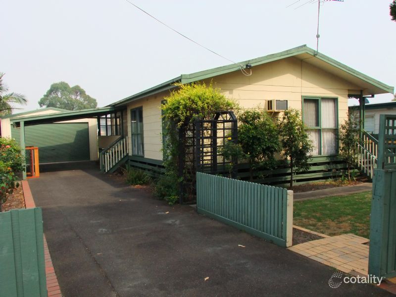 28 Lansell Rd, Cowes, VIC 3922