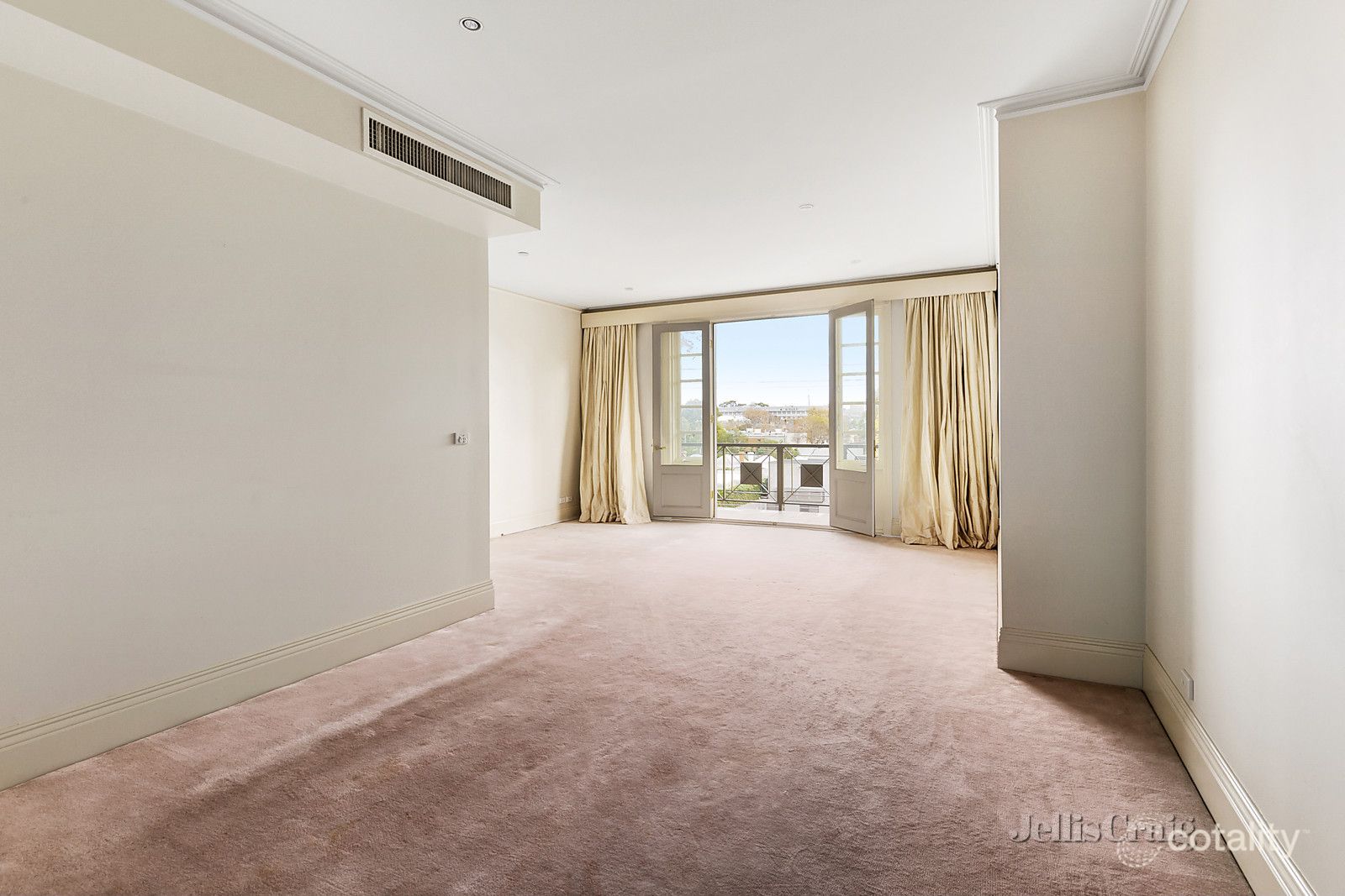 23/350 Toorak Rd, South Yarra, VIC 3141