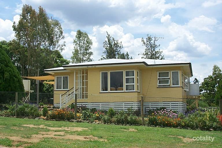 35 Bauhinia St, Gatton, QLD 4343