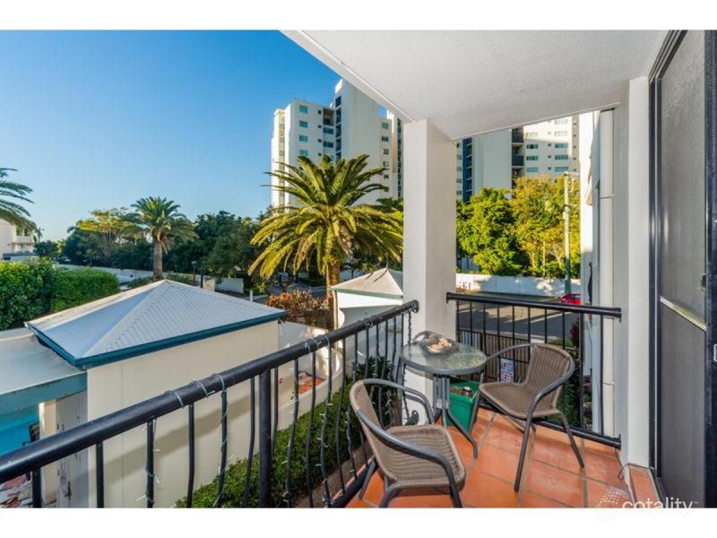 27/38 Labrador St, Labrador, QLD 4215