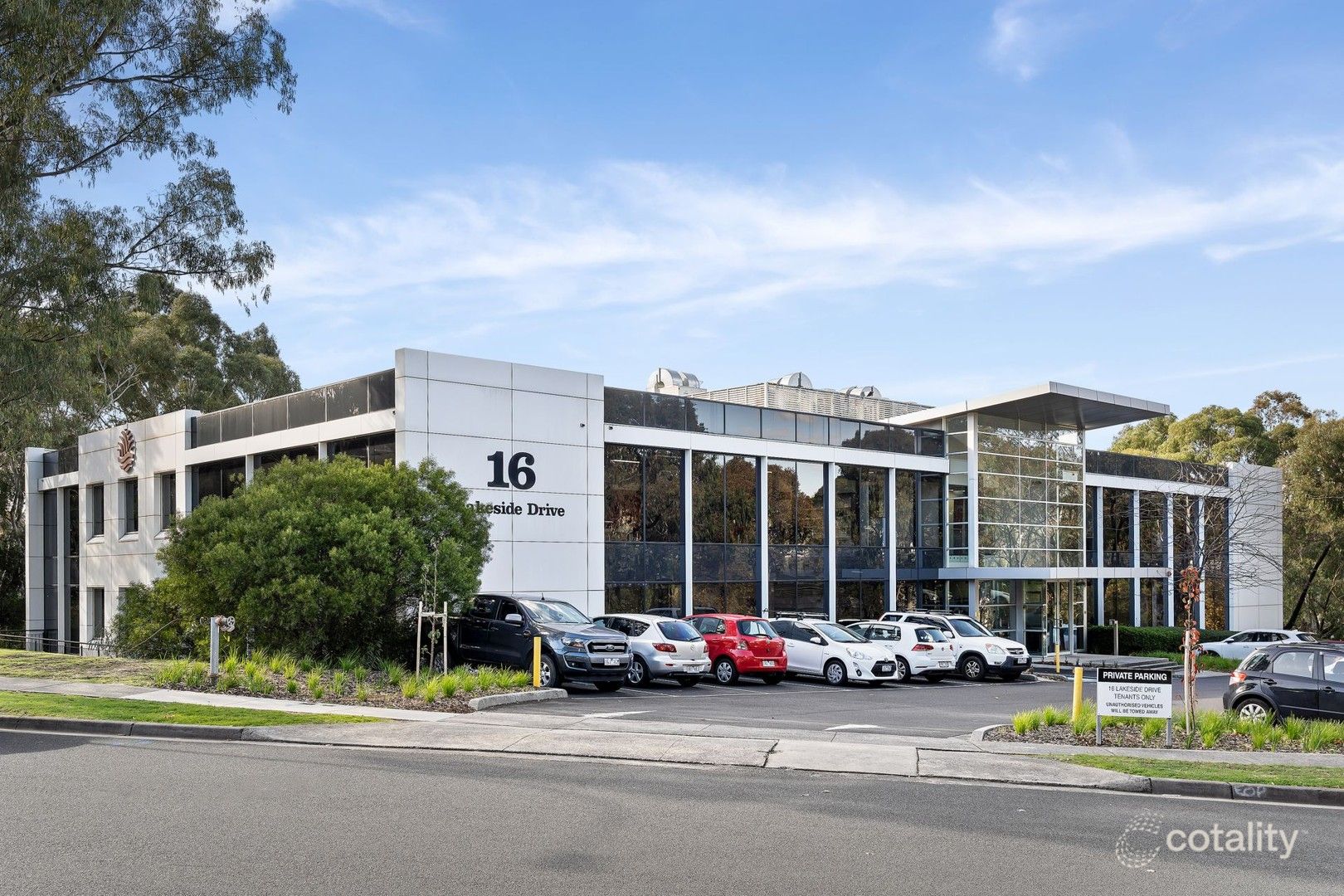 Ground Floor/16 Lakeside Dr, Burwood East, VIC 3151