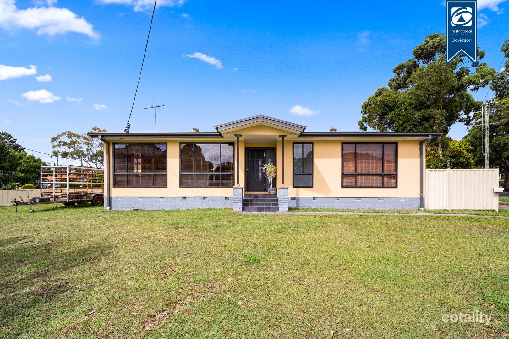 14 Derna Rd, Holsworthy, NSW 2173