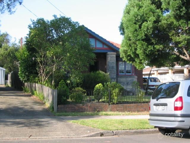 23 Fricourt Ave, Earlwood, NSW 2206