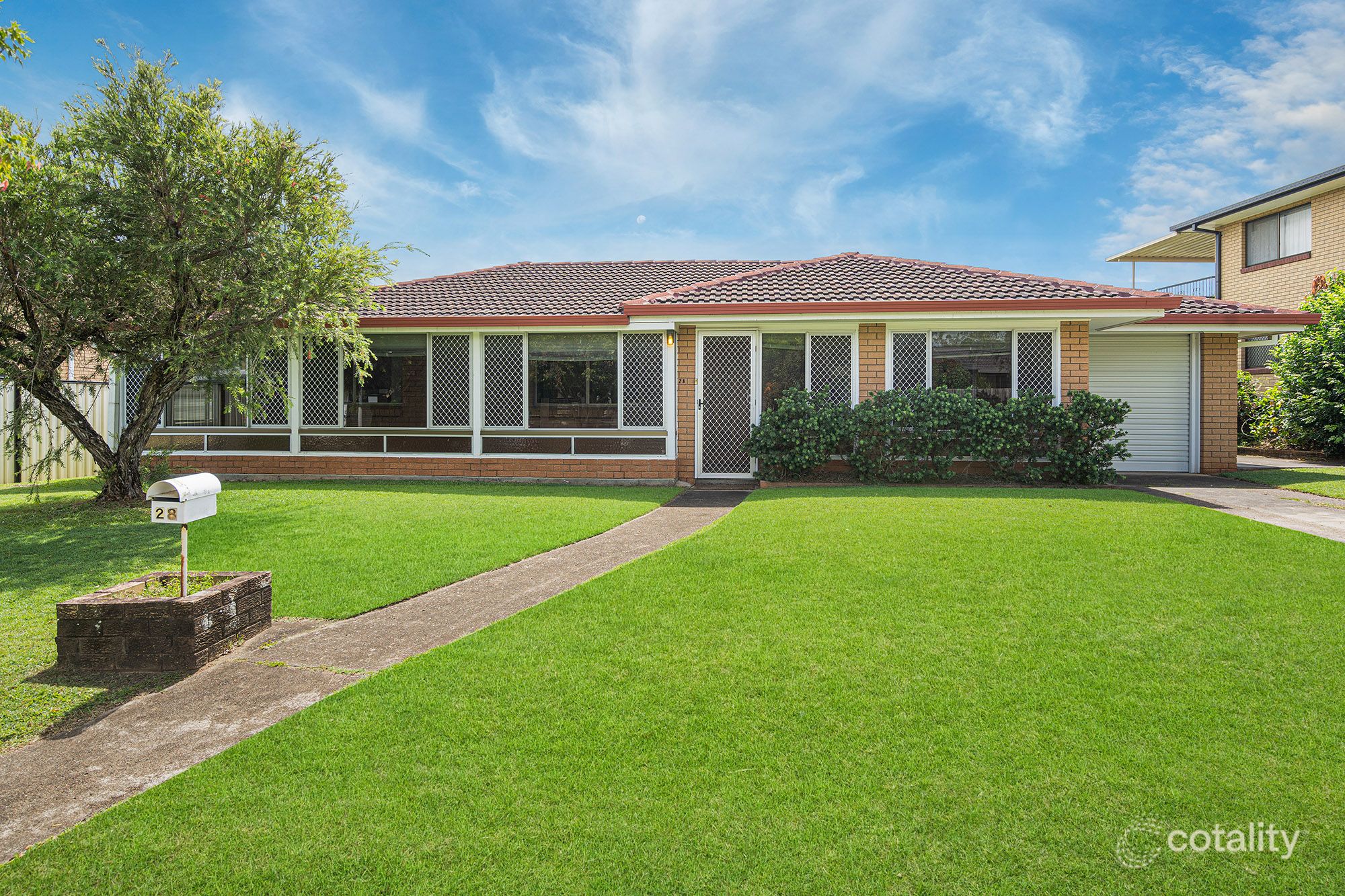 28 Tristan St, Carindale, QLD 4152