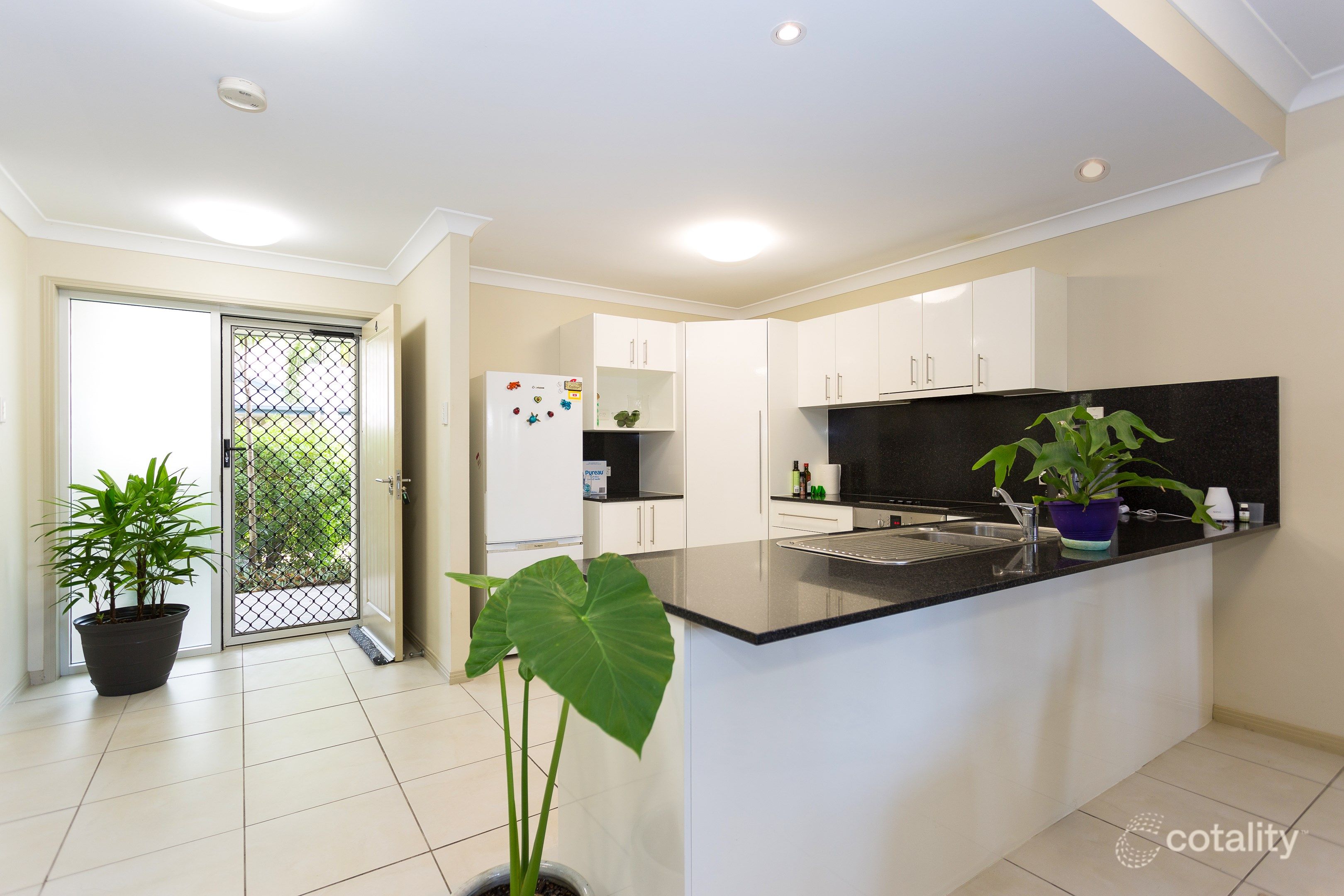 4/8 Admiral Dr, Dolphin Heads, QLD 4740