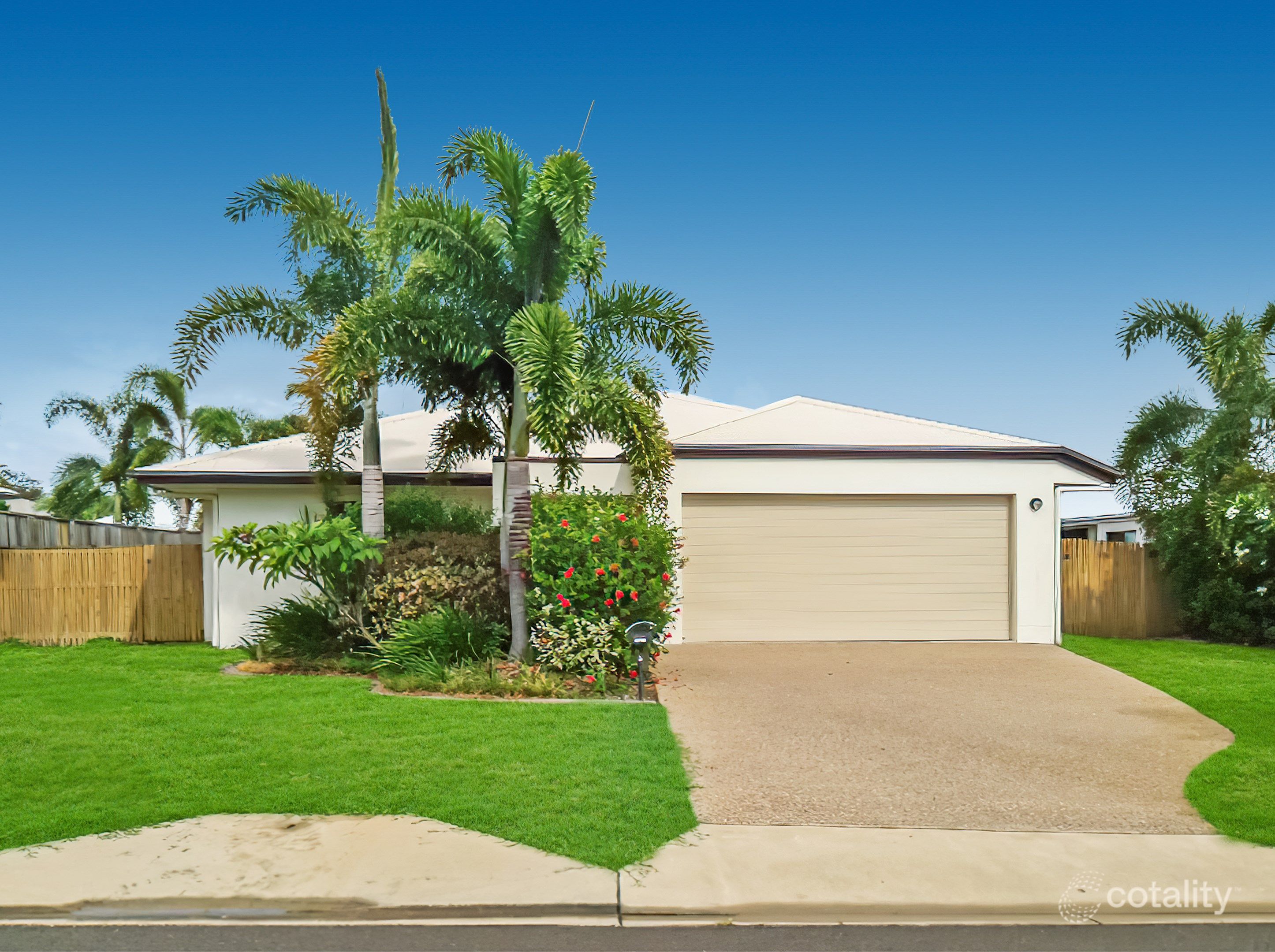 9 Rattray St, Bushland Beach, QLD 4818