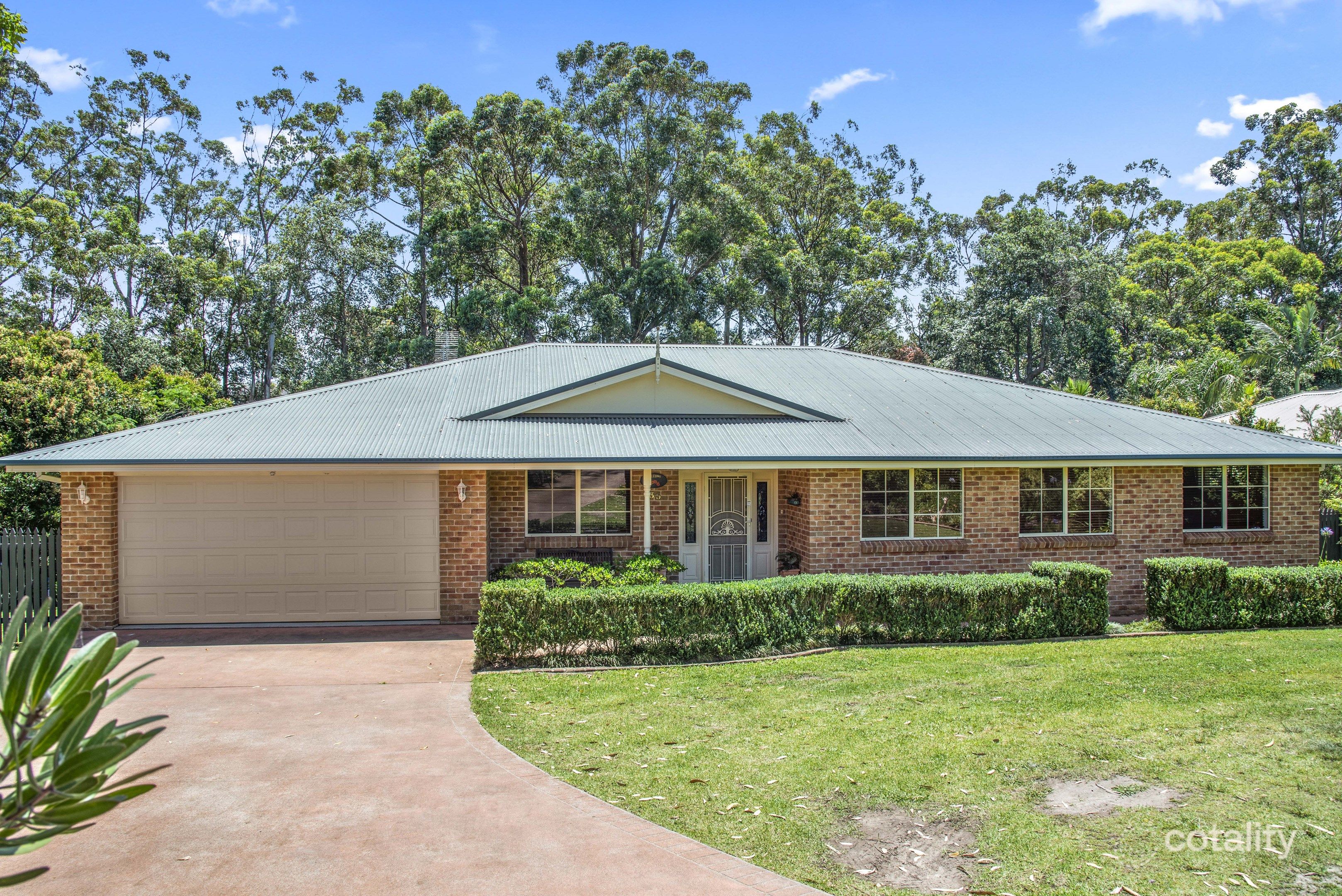 35 Golden Wattle Dr, Ulladulla, NSW 2539